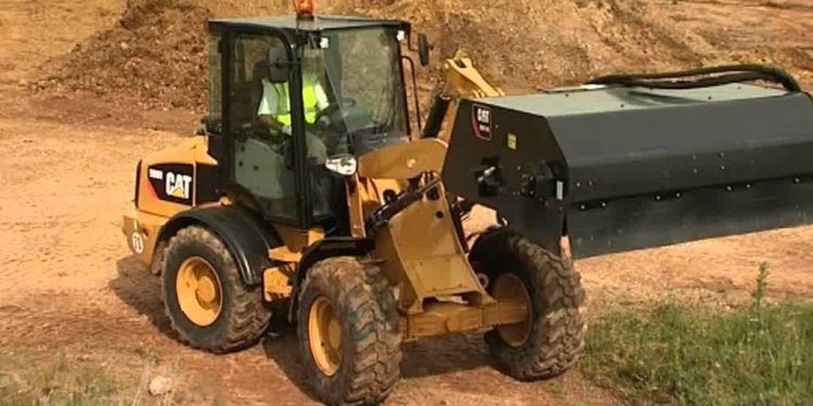 Cat Compact Wheel loader range