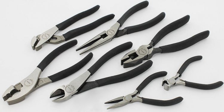 Craftsman 8 piece pliers set