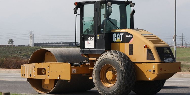 File:CAT CS533E Vibratory