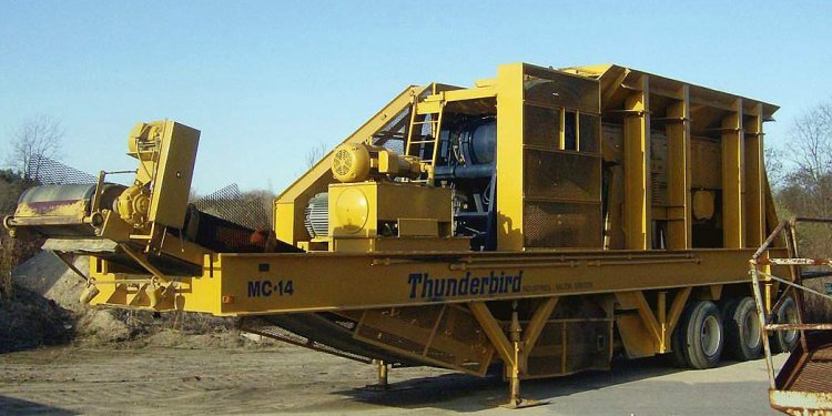 Thunderbird Kobelco 4230