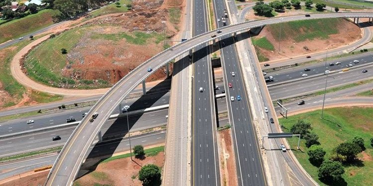 R21 flying saucer interchange