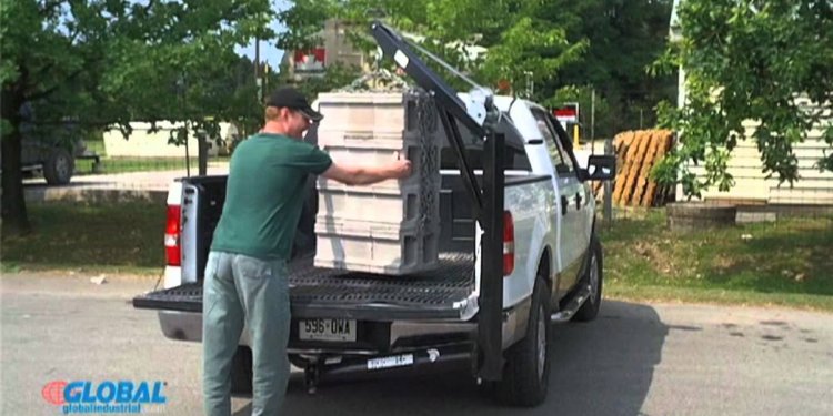 Universal Pickup Truck Hitch