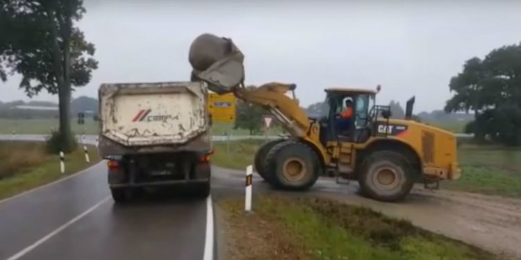 Wheel Loader Operator Drops