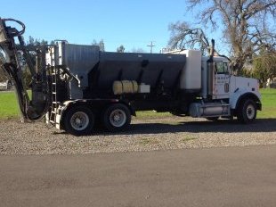 1993 Freightliner with Global Mixer