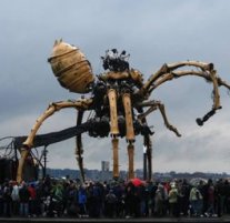 Giant Mechanical Spider