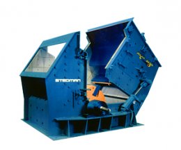 Mega-Slam Primary Impact Crusher