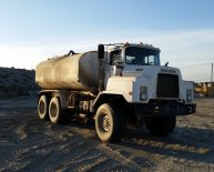 6x6 Water Truck